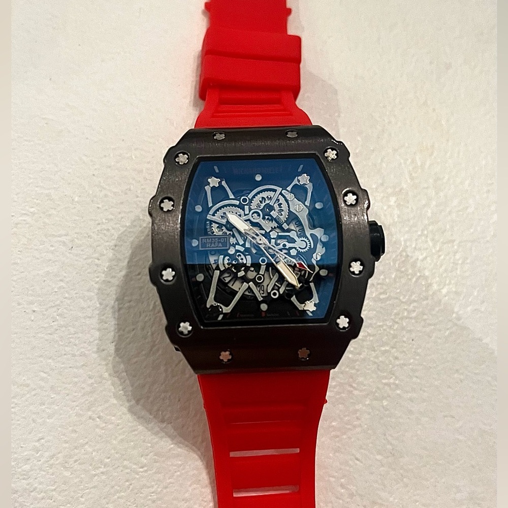 Men’s luxury watch